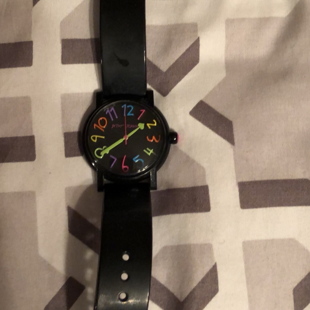 Watch - Picture 2 of 3